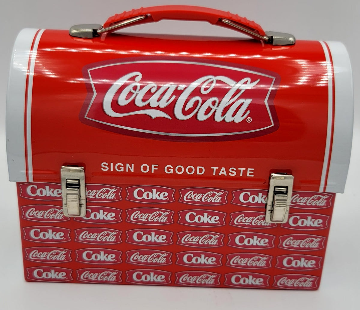 Coca-Cola Sign of Good Taste Dome Metal Lunch Box