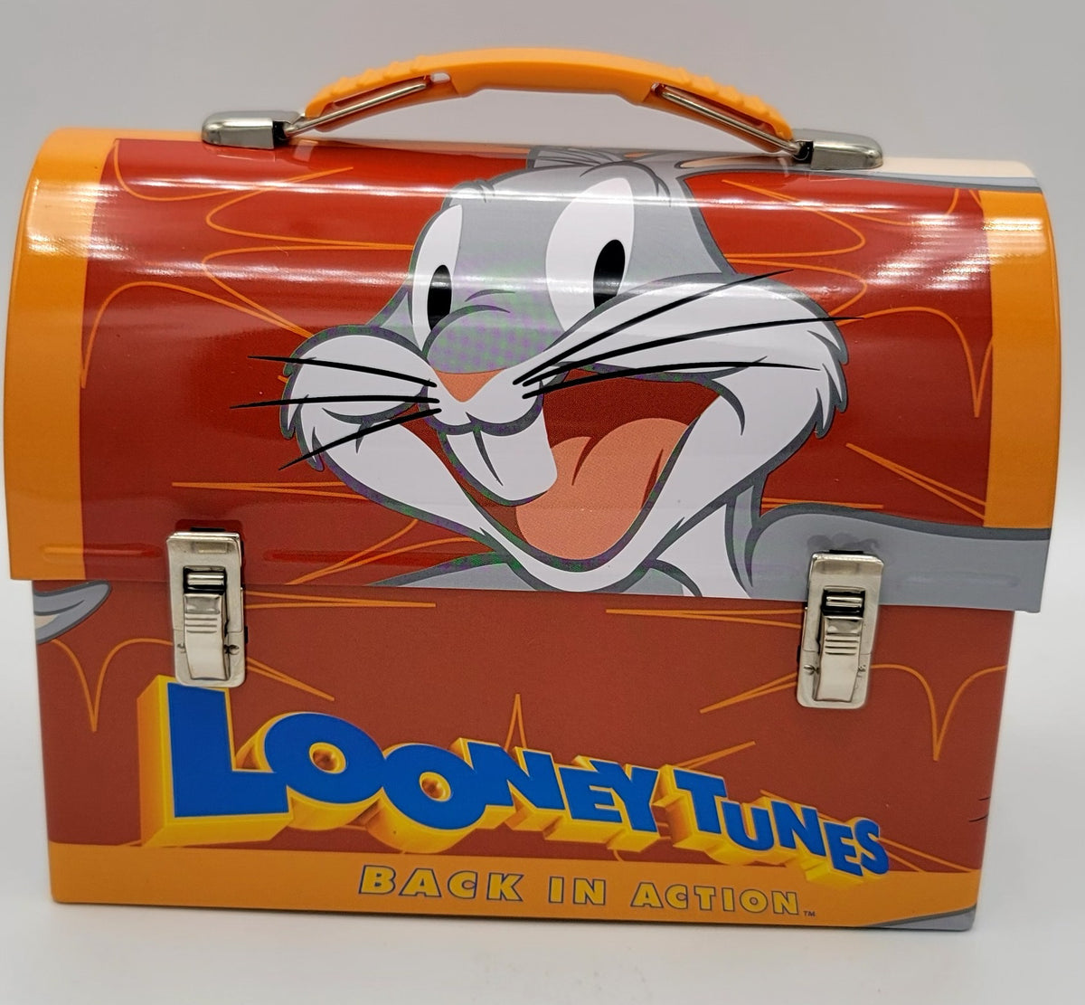 Looney Tunes Back in Action Bugs Bunny Dome Lunch Box