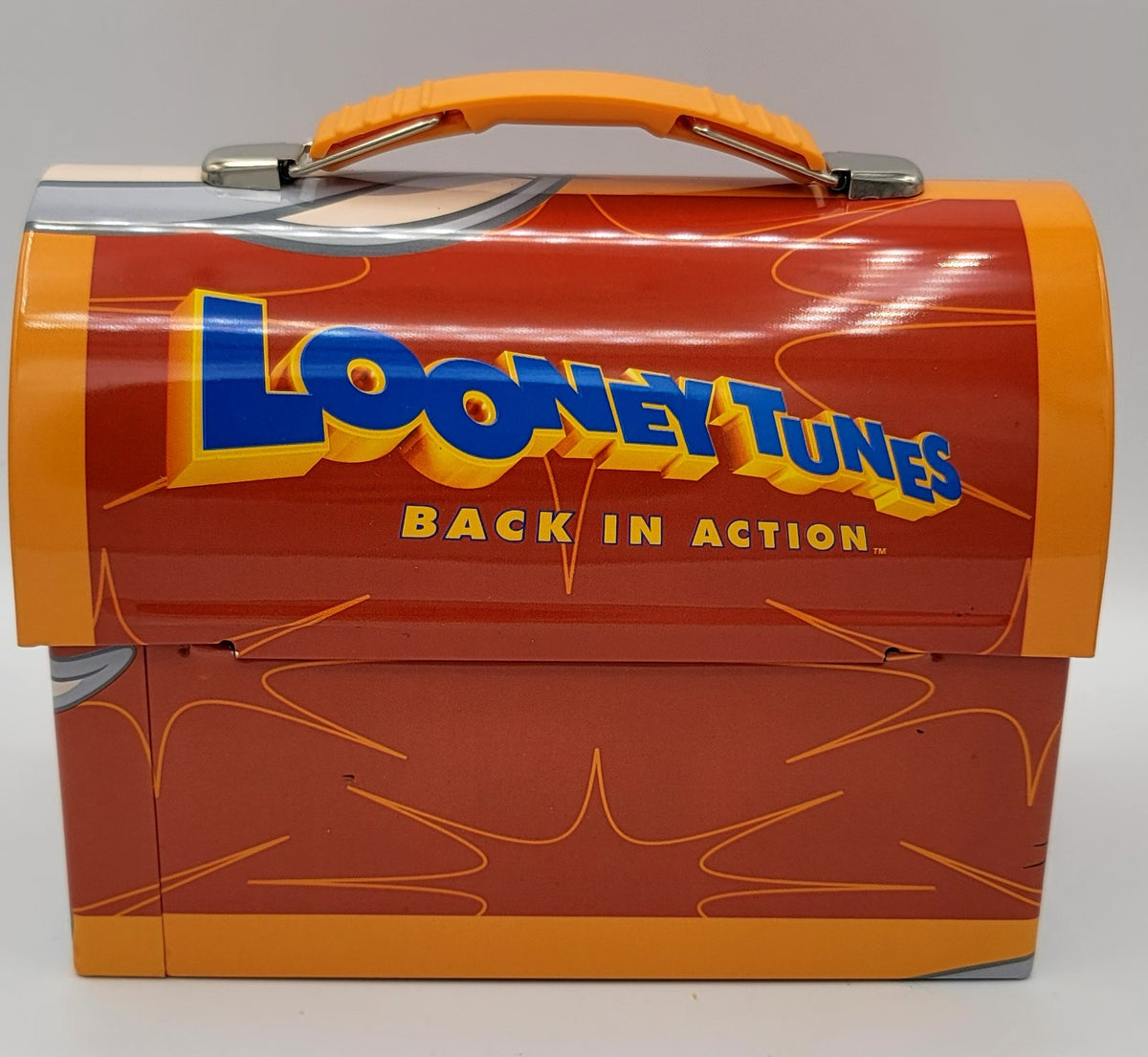 Looney Tunes Back in Action Bugs Bunny Dome Lunch Box