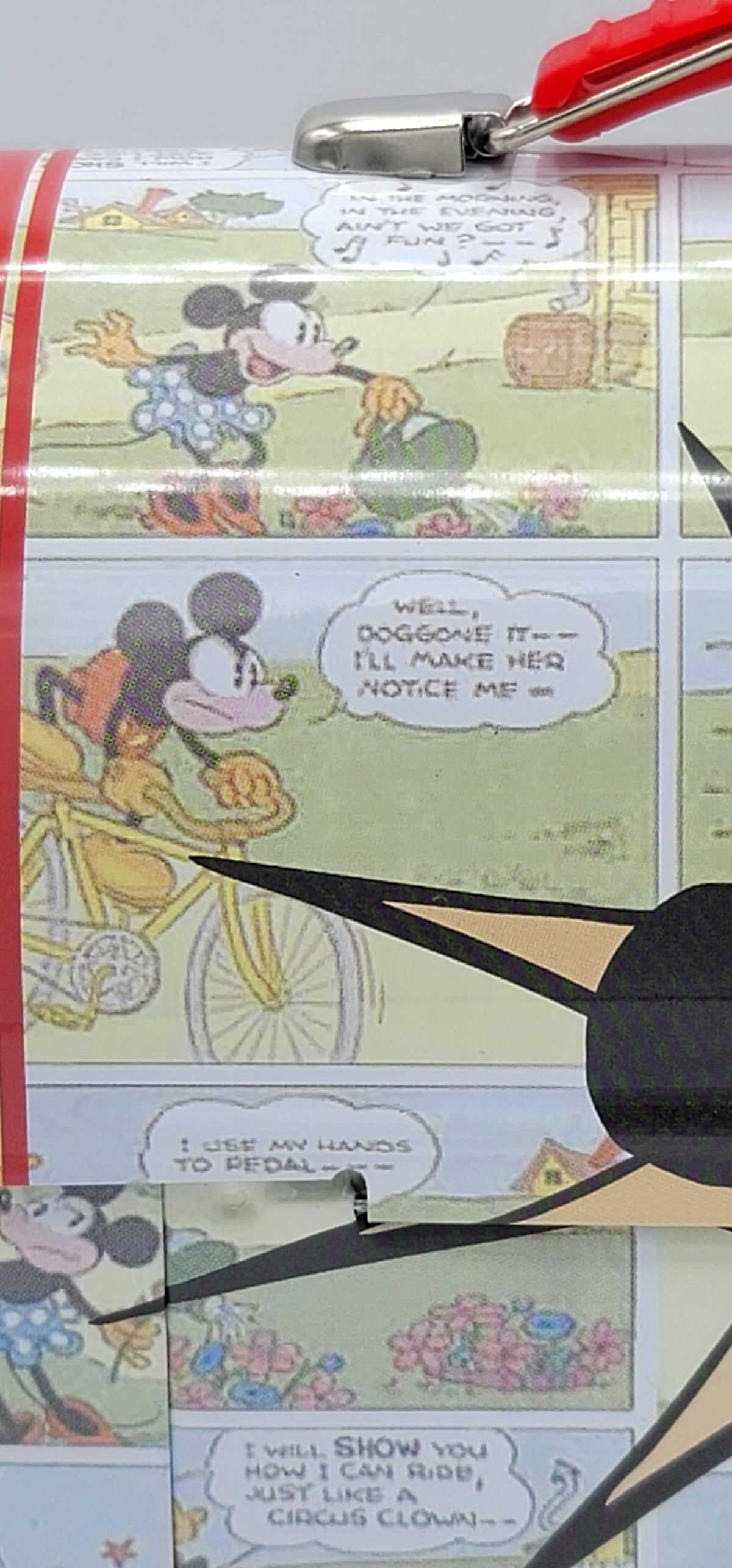 Mickey Mouse Vintage Comic Dome Metal Lunch Box