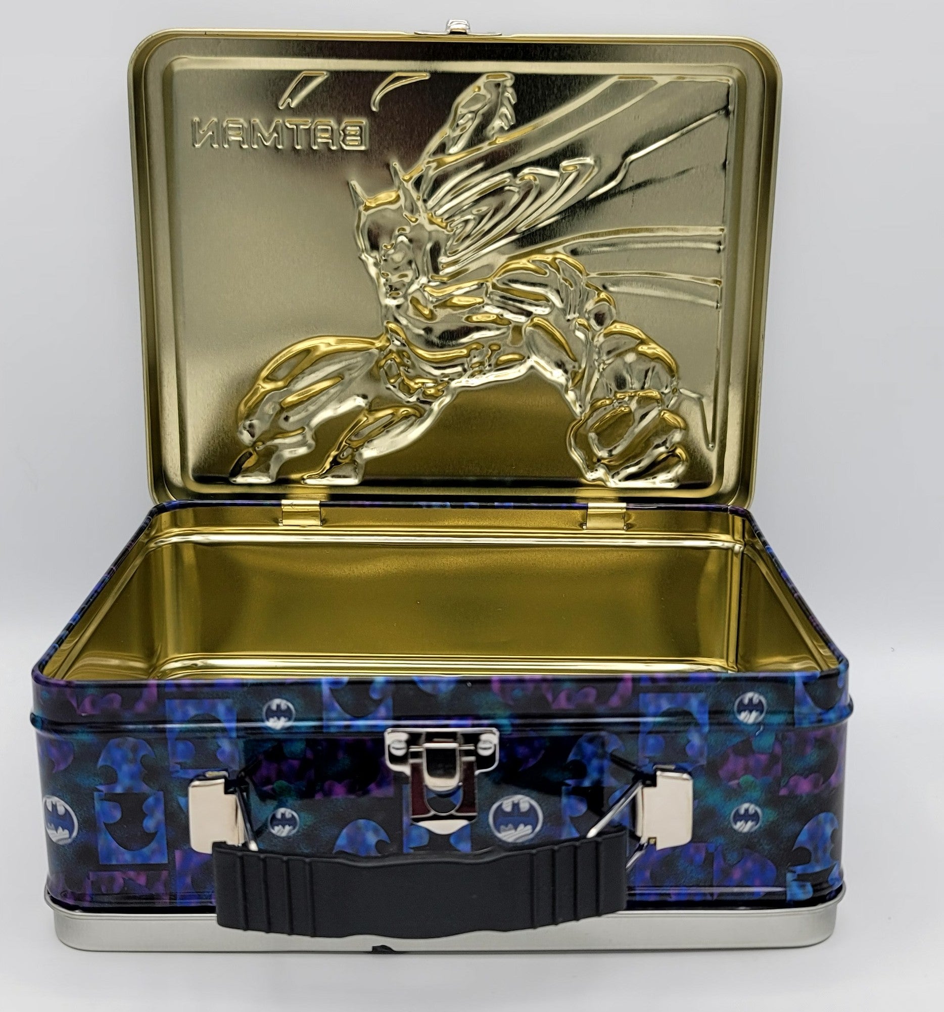 Batman Gotham Skyline Leap Square Embossed Lunch Box Carry Case 2006 DC Comics Collector Carry Case, packaging view