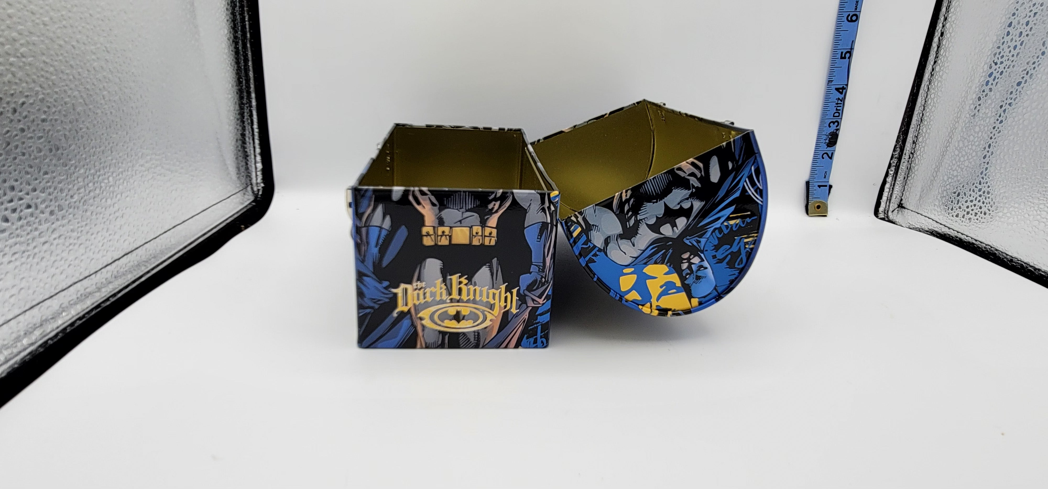 Batman Dark Knight Movie Blue Sky Charged / Gotham Urban Lightning Dome Metal Lunch Box, DC Comics Movie Collector Case, packaging view