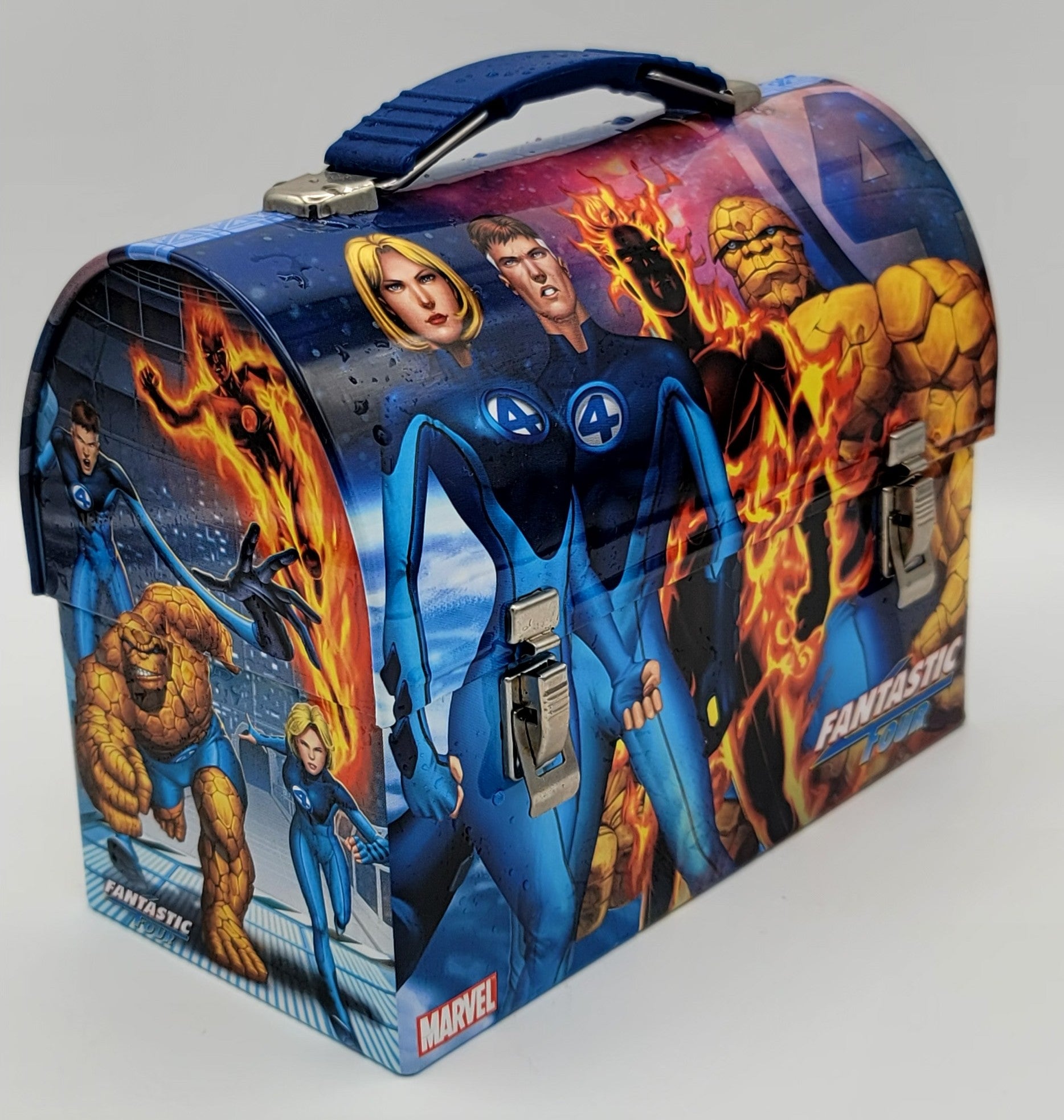 Fantastic Four 2005 Group Portrait Dome Lunch Box, Marvel Movie Collector Carry Case, packaging view